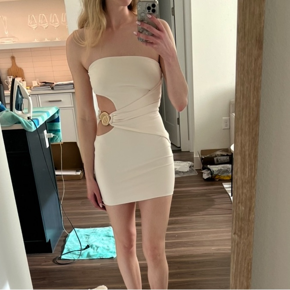 Ivory Strapless Bodycon Dress